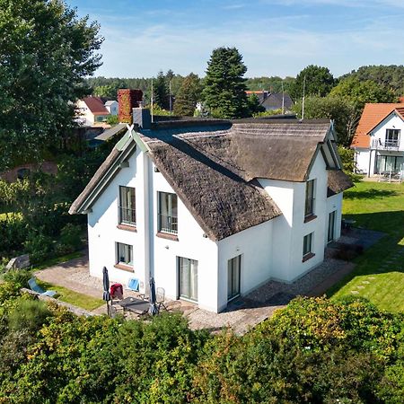 Reetdachhaus Im Fischerdorf 弗里斯特 外观 照片