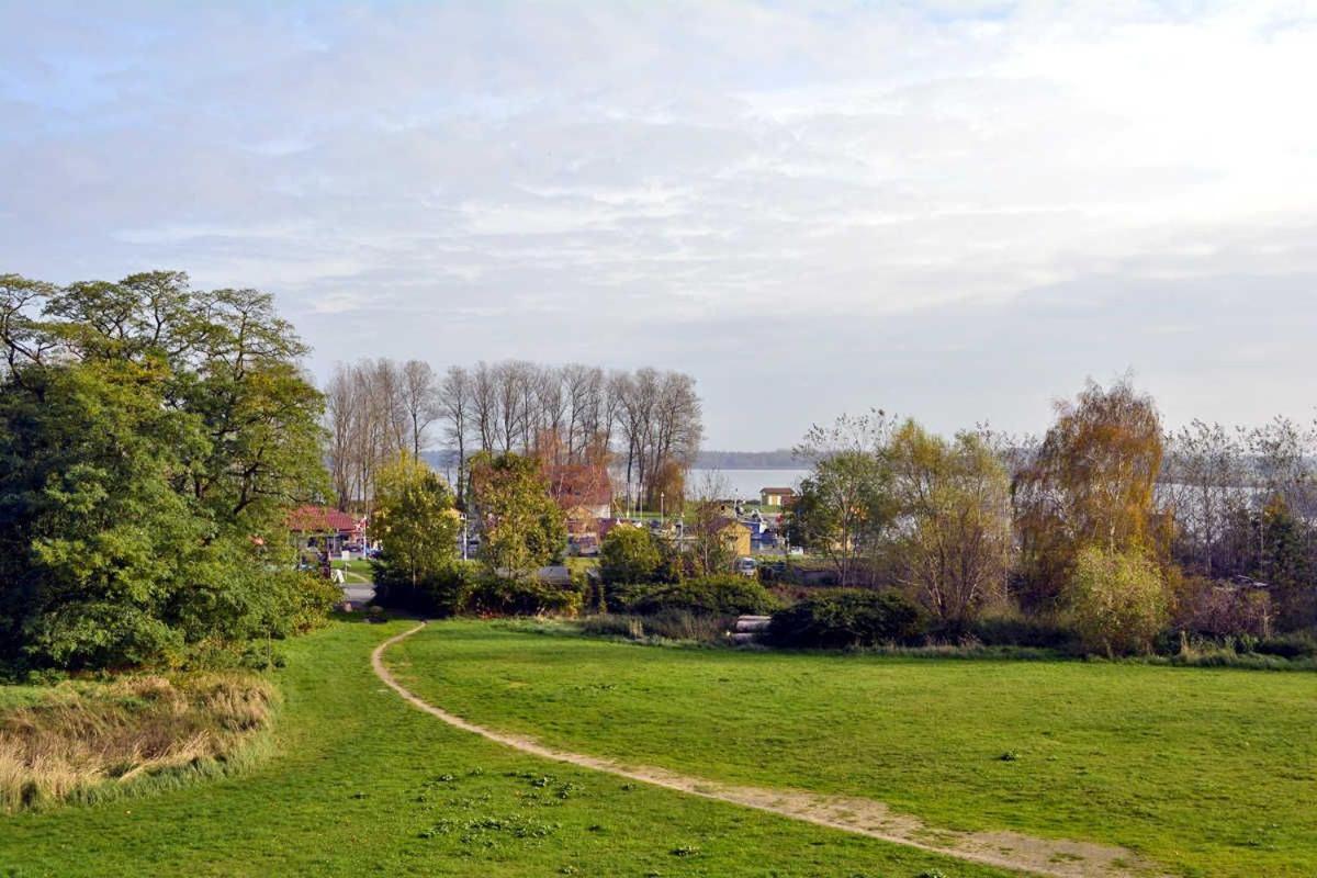 Reetdachhaus Im Fischerdorf 弗里斯特 外观 照片